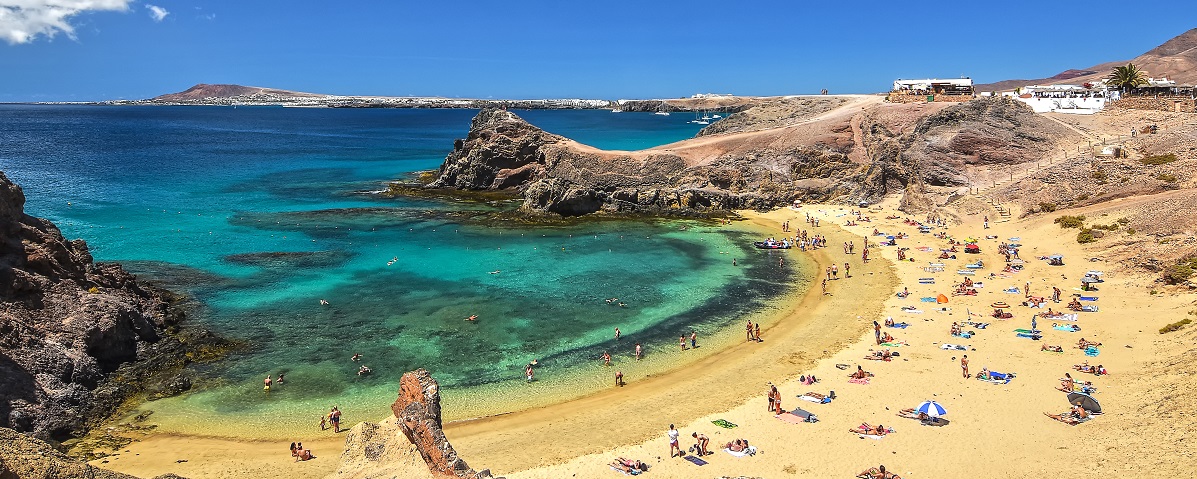 Plaz-Papagayo,-Lanzarote_701679028.jpg