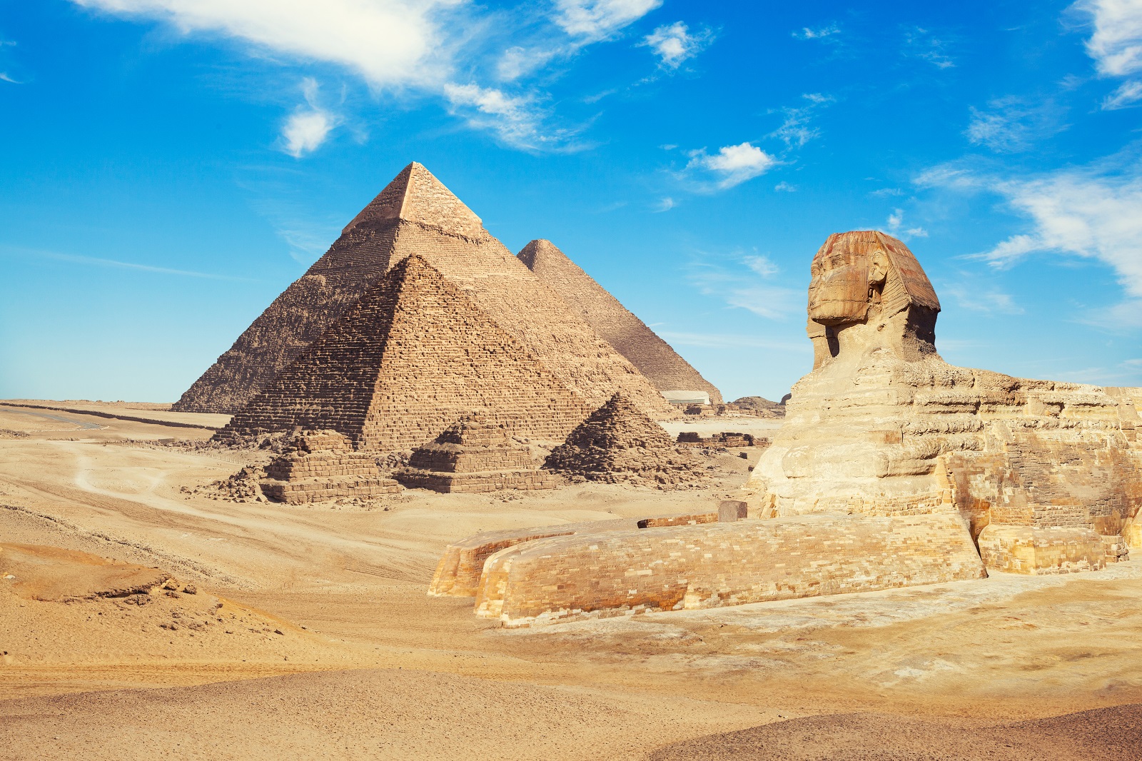 Egypt-pyramidy_1094727200.jpg