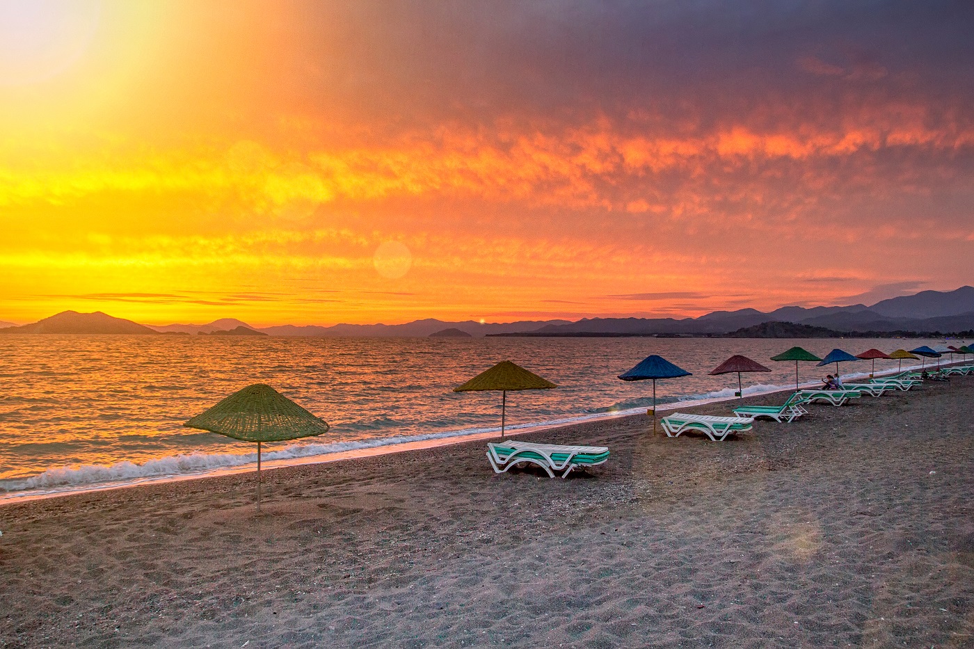 Calis-Beach,-Mugla,-nejkrasnejsi-plaze-Turecka.jpg